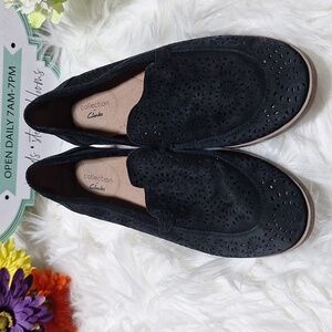 Clarks ultimate comfort size 8 black loafers,